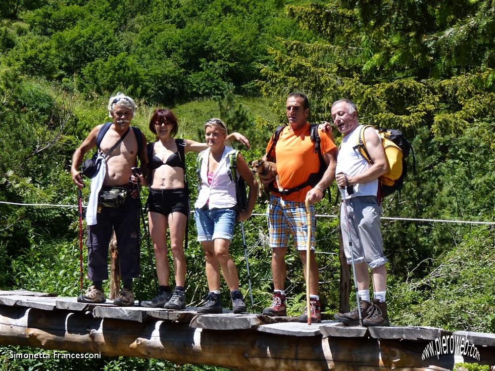 27 Pier Cesare, Augusta, Mery, Domy e Vito...i nostri maturi giovanotti!!.JPG